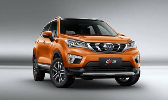 长安小型SUV CS15官图发布 广州车展首发