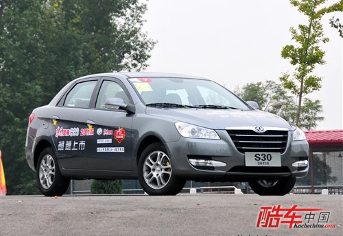 东风风神 东风乘用车 风神s30 2011款 1.6 尊贵型mt